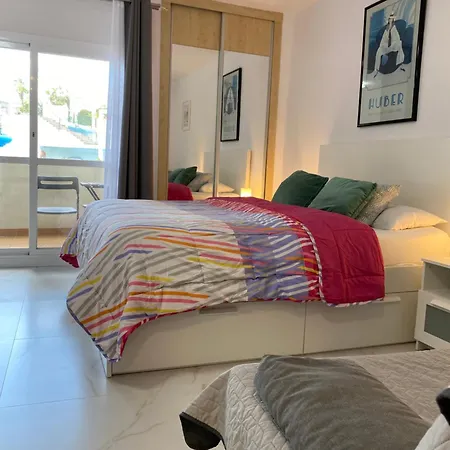 Benalbeach Loft Encatador Aparthotel *