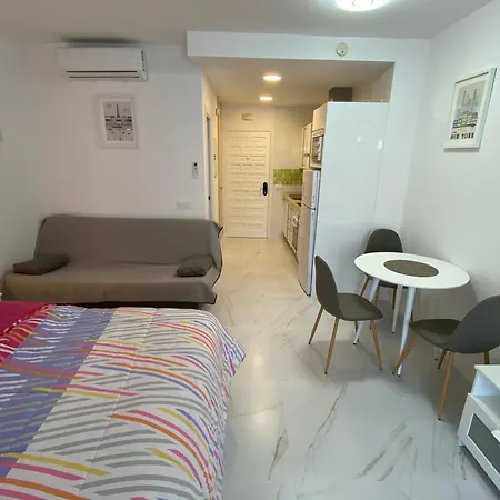 Benalbeach Loft Encatador Aparthotel Benalmadena