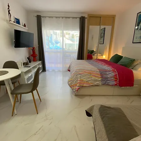 Benalbeach Loft Encatador Aparthotel Benalmadena